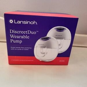 Lansinoh DiscreetDuo Wearable Pump — Purple & White